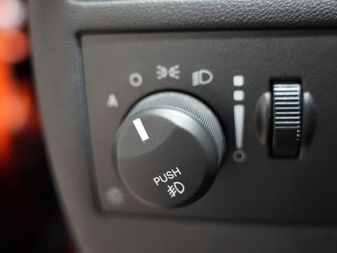 Used 2008 Dodge Challenger SRT8 image 34