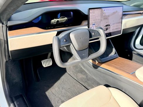 Used 2022 Tesla Model S Standard Range AWD/4WD image 48