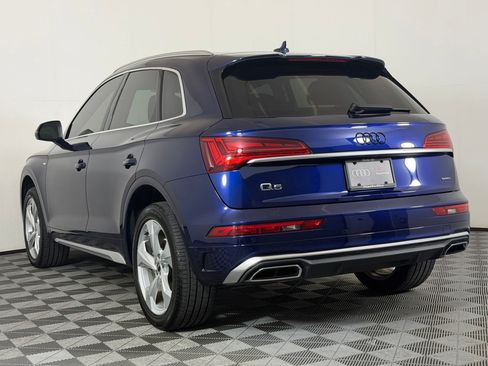 Used 2024 Audi Q5 2.0T Premium Plus w/ Premium Plus Package AWD/4WD image 3