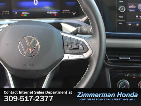 Used 2023 Volkswagen Taos SE w/ Panoramic Sunroof Package AWD/4WD image 14
