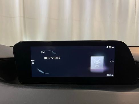 Used 2025 MAZDA MAZDA3 s image 17