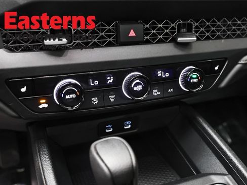 Used 2025 Honda Accord SE image 19
