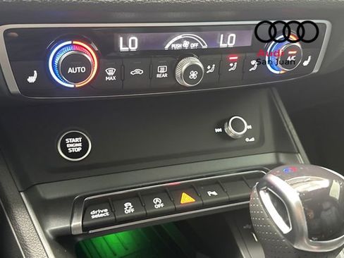 Used 2025 Audi Q3 2.0T Premium Plus image 17