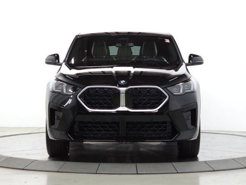 Used 2025 BMW X2 xDrive28i w/ Technology Package AWD/4WD image 2