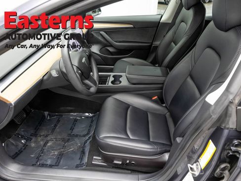 Used 2022 Tesla Model 3 Long Range AWD/4WD image 13