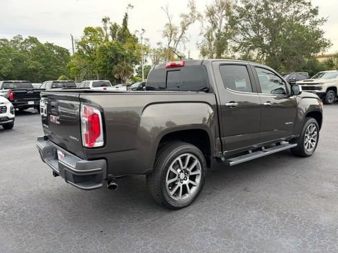 Used 2019 GMC Canyon Denali RWD image 6