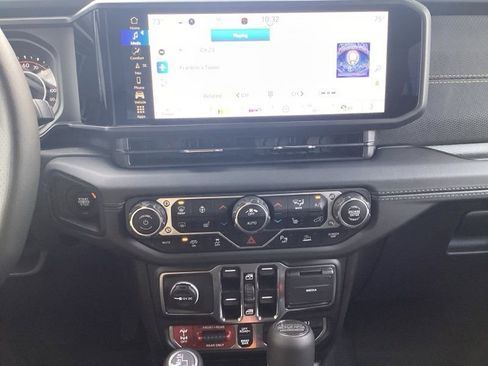 New 2025 Jeep Wrangler Unlimited Rubicon 392 image 37