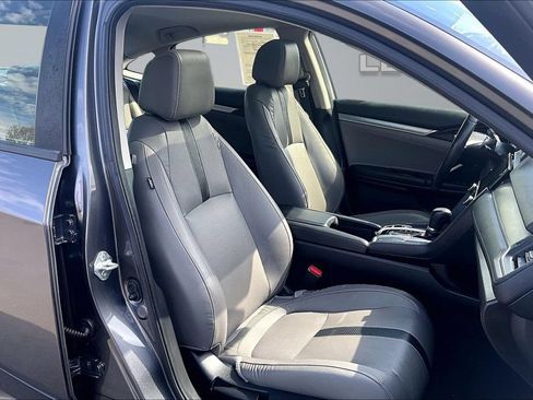 Used 2018 Honda Civic EX-L image 7