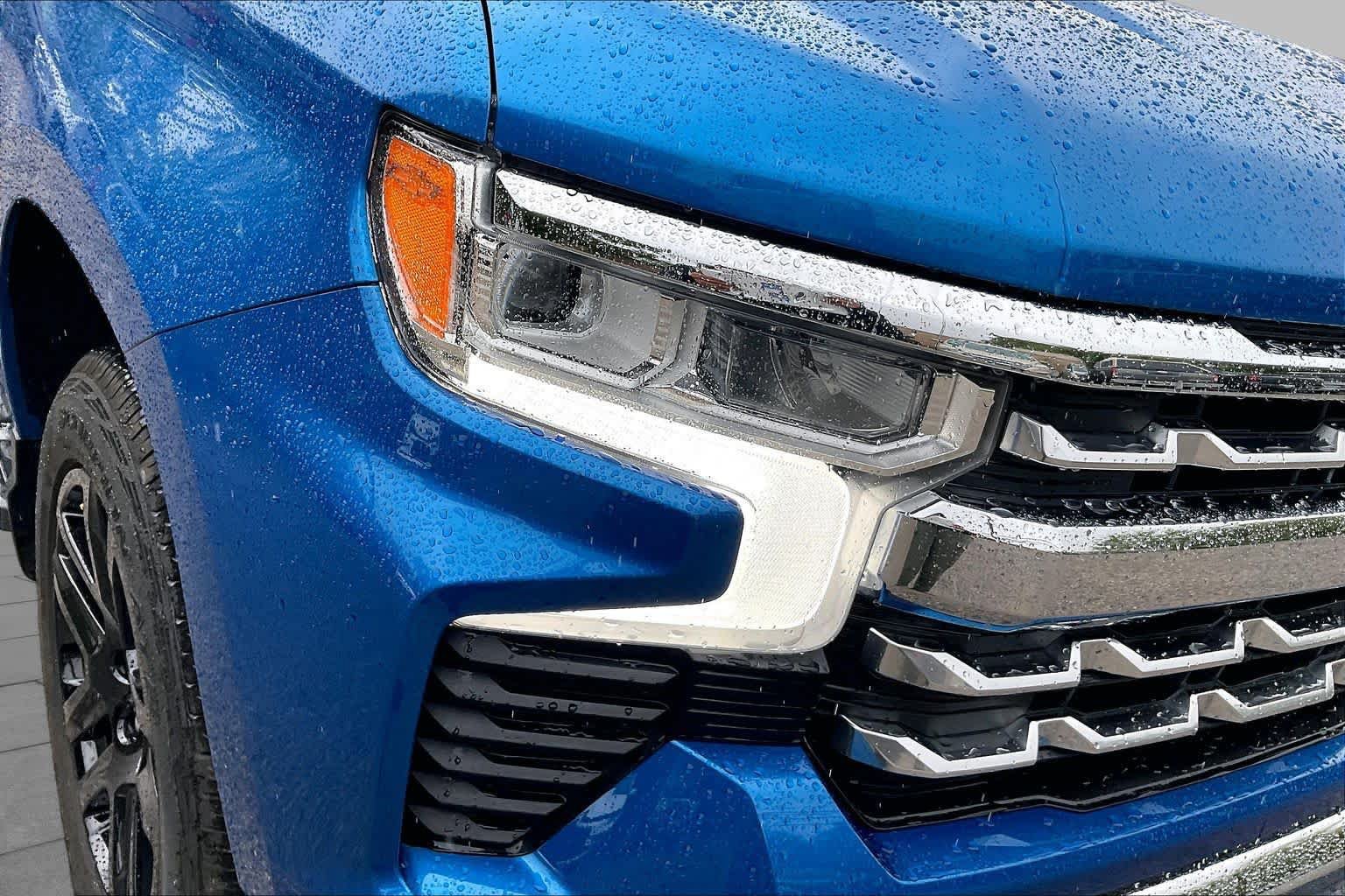 Used 2022 Chevrolet Silverado 1500 LTZ w/ LTZ Convenience Package II RWD image 27
