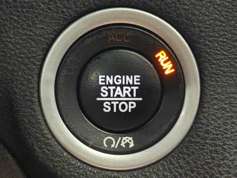 Used 2021 Dodge Charger SXT w/ Leather Interior Group RWD image 10