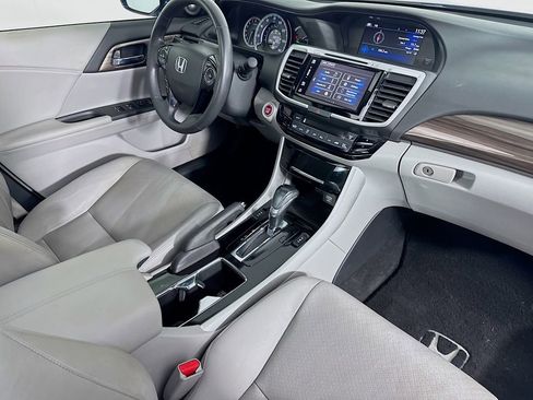 Used 2016 Honda Accord EX-L image 37