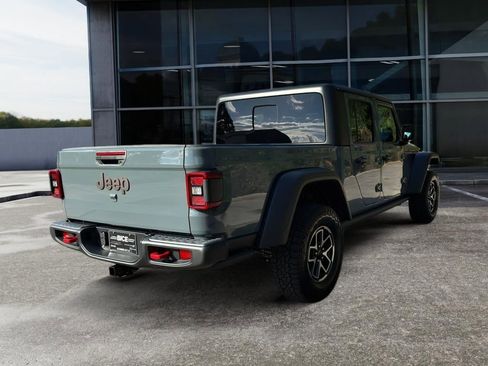 New 2025 Jeep Gladiator Rubicon w/ Convenience Group image 7