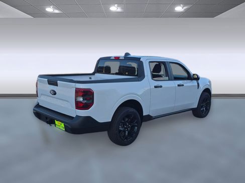 New 2025 Ford Maverick XLT w/ Black Appearance Package image 8
