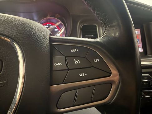 Used 2022 Dodge Charger SXT w/ Leather Interior Group RWD image 19