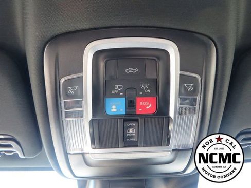 Used 2026 RAM 2500 Laramie AWD/4WD image 28
