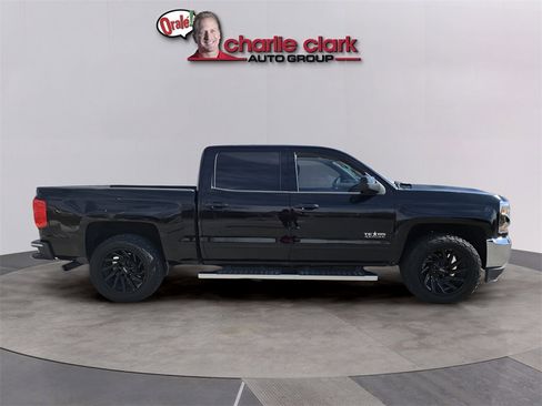 Used 2018 Chevrolet Silverado 1500 LT w/ Texas Edition image 7
