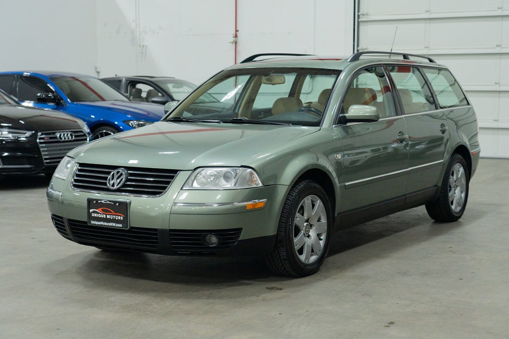 Used 2002 Volkswagen Passat GLX AWD/4WD image 3