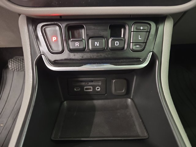 Used 2020 GMC Terrain SLE w/ Driver Convenience Package AWD/4WD image 26