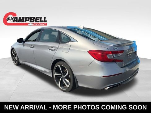 Used 2018 Honda Accord Sport image 3