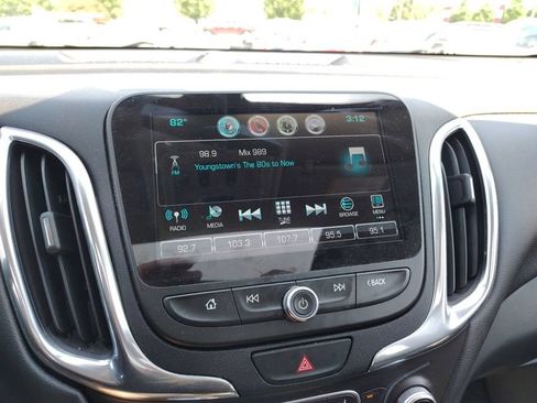 Used 2018 Chevrolet Equinox LT w/ Sun & Infotainment Package AWD/4WD image 17
