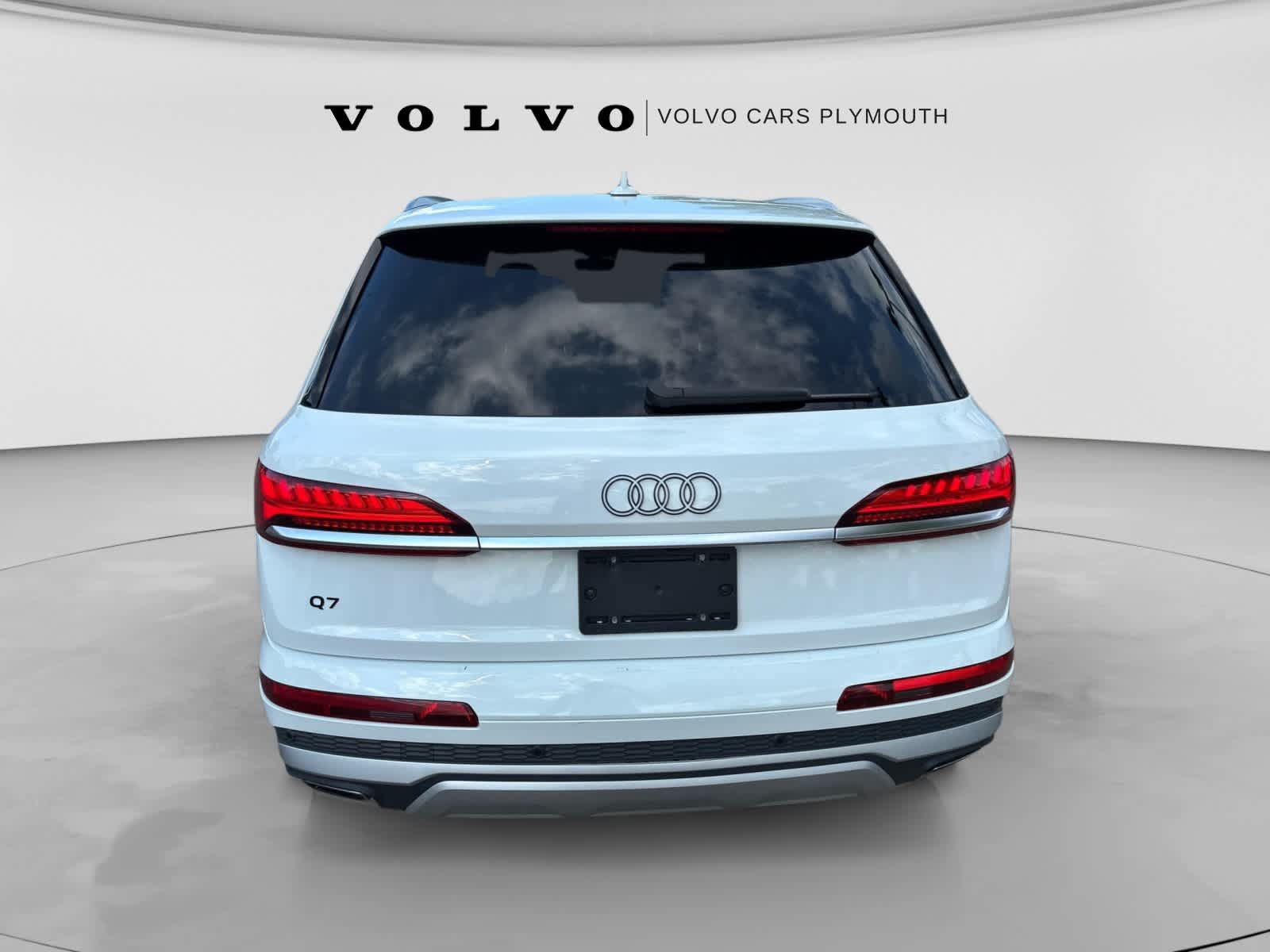 Used 2025 Audi Q7 3.0T Premium Plus AWD/4WD image 12