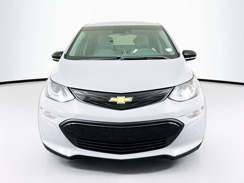 Used 2021 Chevrolet Bolt LT image 2