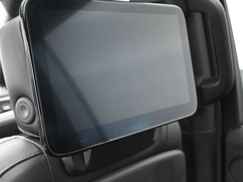 Used 2023 GMC Yukon XL Denali Ultimate AWD/4WD image 28