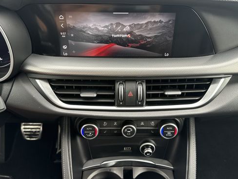 Used 2024 Alfa Romeo Stelvio Ti AWD/4WD image 20