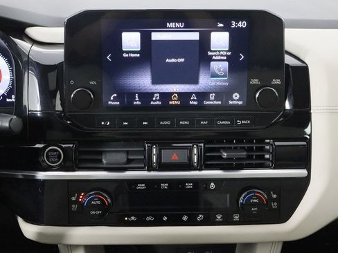 Used 2022 Nissan Pathfinder Platinum w/ Cargo Package image 32