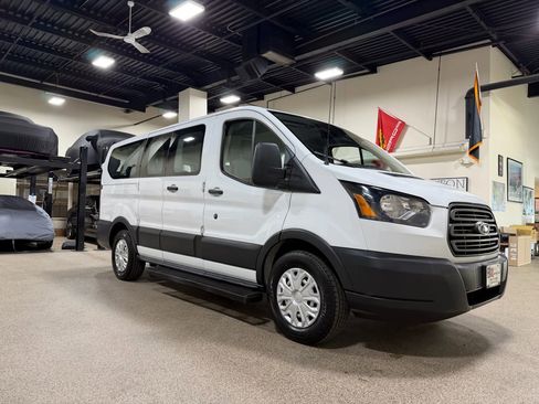Used 2017 Ford Transit 150 XL image 3
