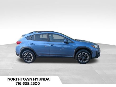 Used 2021 Subaru Crosstrek 2.0i Premium w/ Moonroof Package AWD/4WD image 12