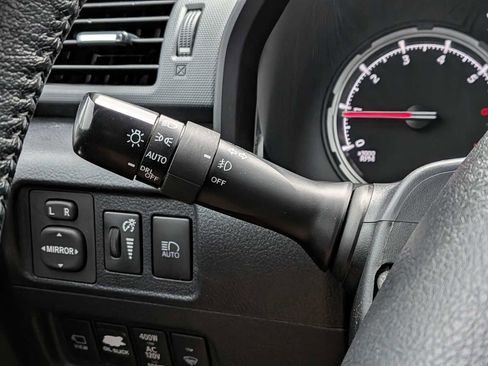 Used 2024 Toyota 4Runner Limited AWD/4WD image 41