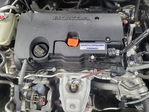 Used 2020 Honda Civic Sport image 30