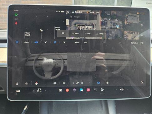 Used 2024 Tesla Model Y Long Range AWD/4WD image 43