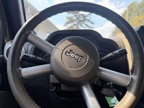 Used 2008 Jeep Wrangler Unlimited Sahara image 18