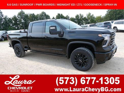 New 2026 Chevrolet Silverado 2500 High Country w/ High Country Premium Package AWD/4WD image 1