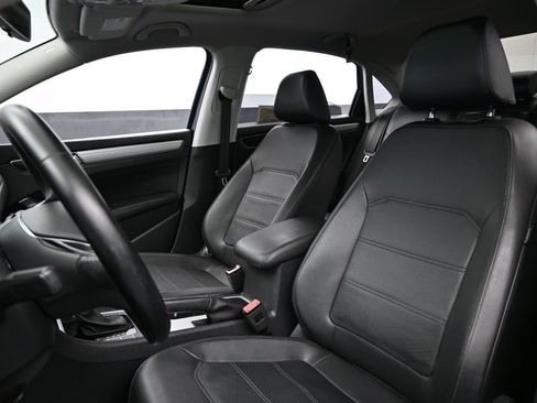 Used 2019 Volkswagen Passat 2.0T Wolfsburg image 10