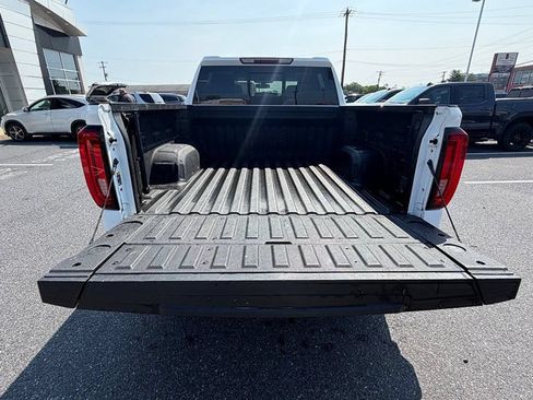 Used 2019 GMC Sierra 1500 SLT w/ SLT Premium Package AWD/4WD image 6