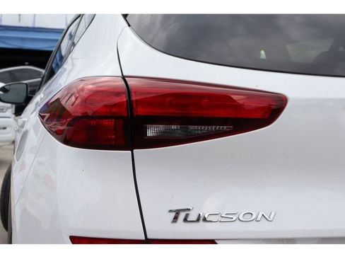 Used 2020 Hyundai Tucson SE image 5