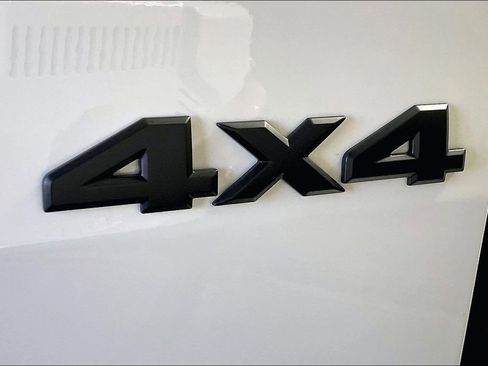 New 2026 Nissan Frontier SV w/ All-Weather Content Package image 37