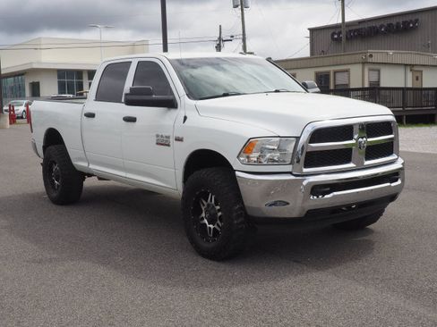 Used 2016 RAM 2500 Tradesman w/ Chrome Appearance Group AWD/4WD image 19