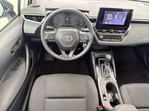 Used 2024 Toyota Corolla LE FWD image 4