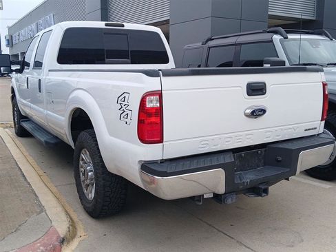 Used 2016 Ford F250 XL w/ Power Equipment Group AWD/4WD image 8