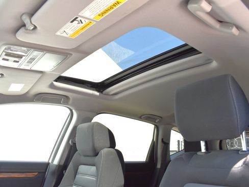 Used 2017 Honda CR-V EX image 43