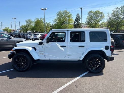 Used 2023 Jeep Wrangler Unlimited Sahara w/ Cold Weather Group image 3