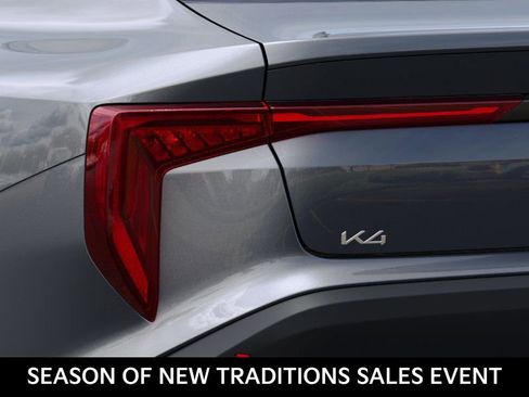 New 2025 Kia K4 EX image 11