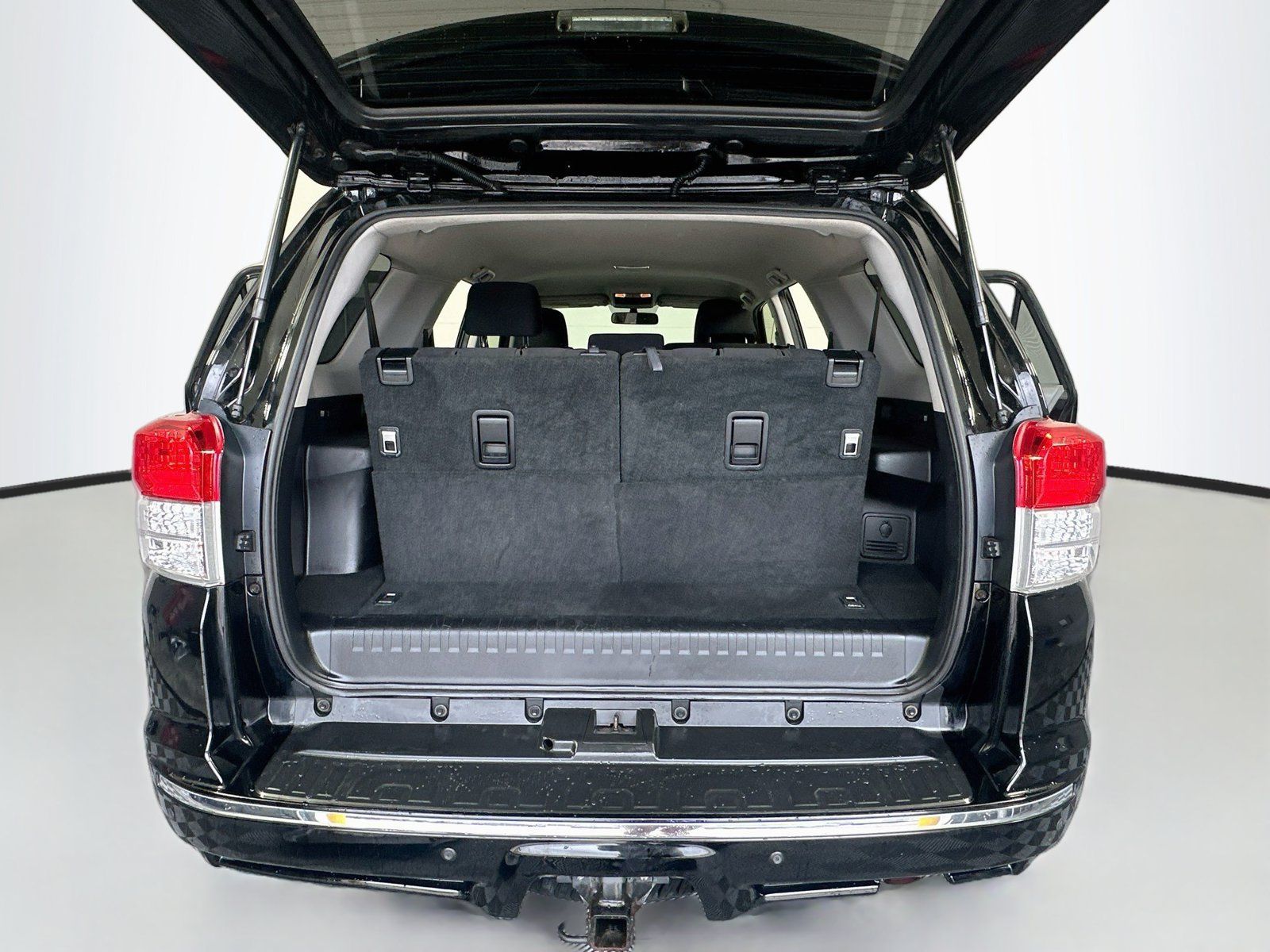 Used 2013 Toyota 4Runner SR5 AWD/4WD image 31
