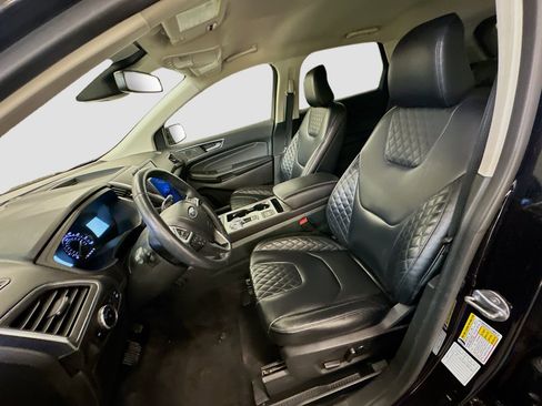 Used 2024 Ford Edge Titanium image 13