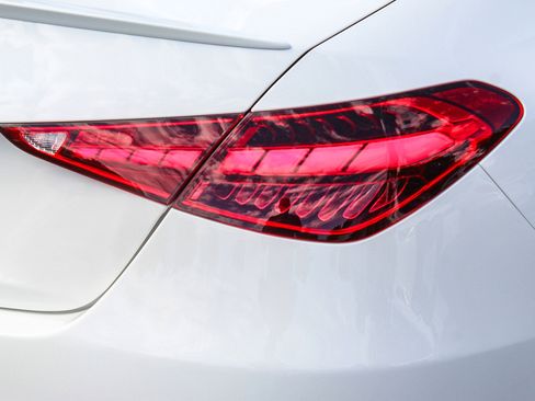 Used 2025 Mercedes-Benz C 300 Sedan image 7