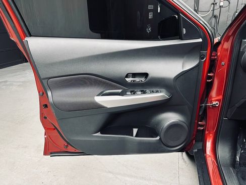 Used 2020 Nissan Kicks SV FWD image 39